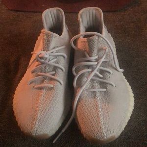 Size 10 Yeezy Boost 350